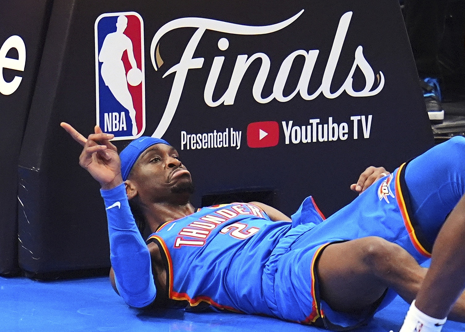 开云入口-自己交易的一部分！乔治：25年的亚历山大可与98乔丹相提并论